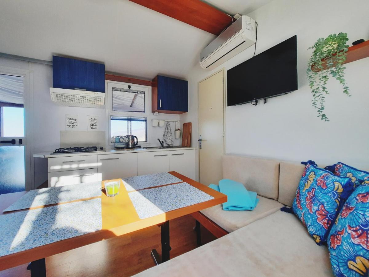 Mobile Home Fantasea Novi Vinodolski Exterior photo